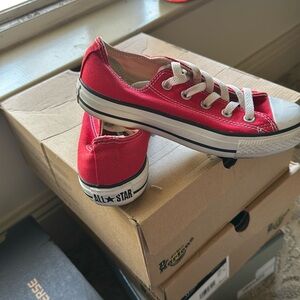 Red converse